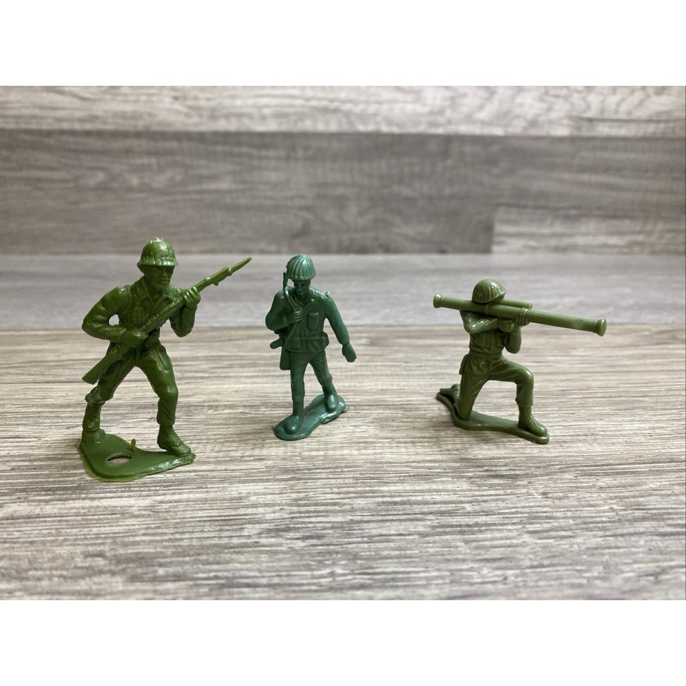 3 Toy Soldier vtg Military figure army men marx plastic